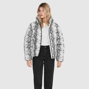 BNWT Noize Jozy snake print puffer jacket medium
